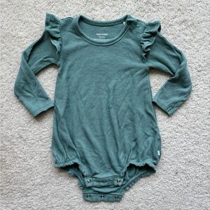 Posh Peanut Waffle Knit Bubble Romper in size 18-24m